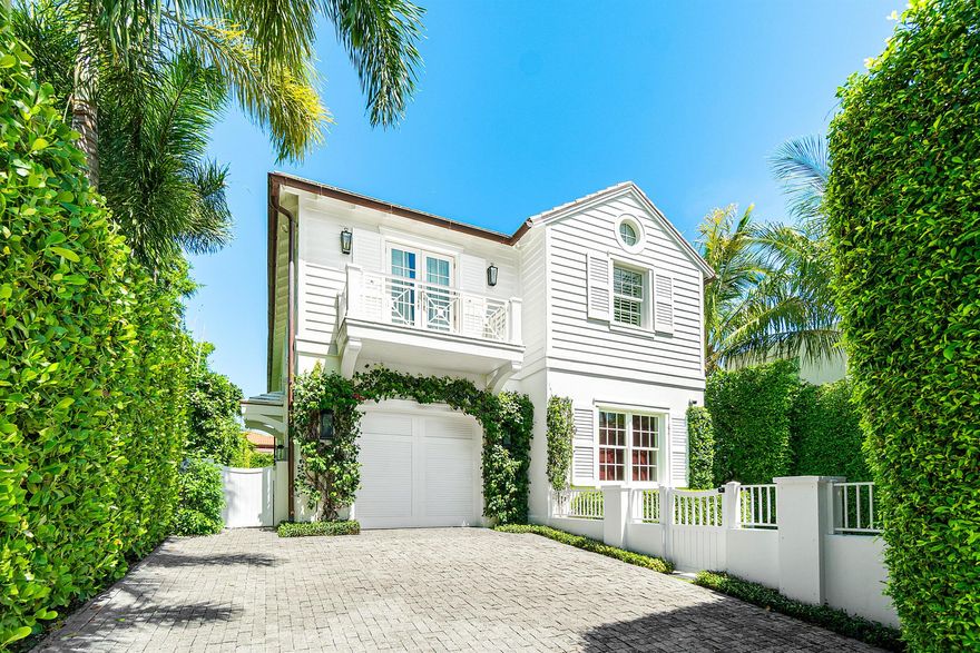 Chic Island-Style Residence in Prime In-Town LocationBuilt in 2017 and impeccably designed and furnished, this stunning 4-bedroom, 5.1-bathroom residence offers effortless luxury living--completely turnkey.Located in a coveted in-town location, you're just moments from the newly renovated town docks, scenic bike trail, the Society of the Four Arts, the new town recreation center, the beach, and the world-class shopping and dining on Worth Avenue.