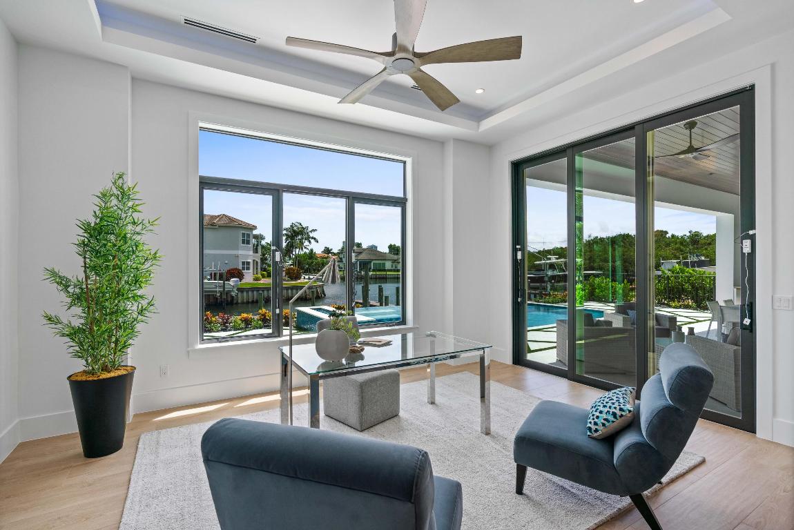 PIRATES COVE - Residential