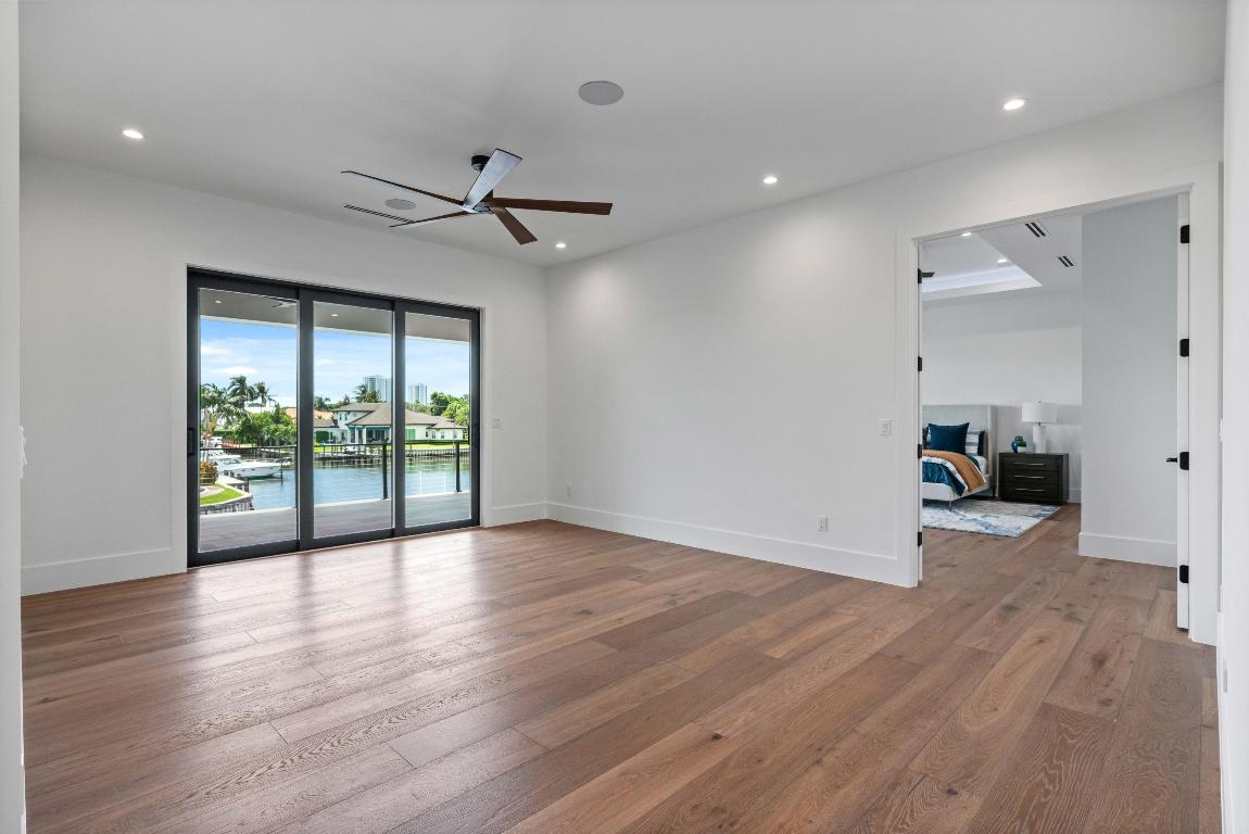 PIRATES COVE - Residential