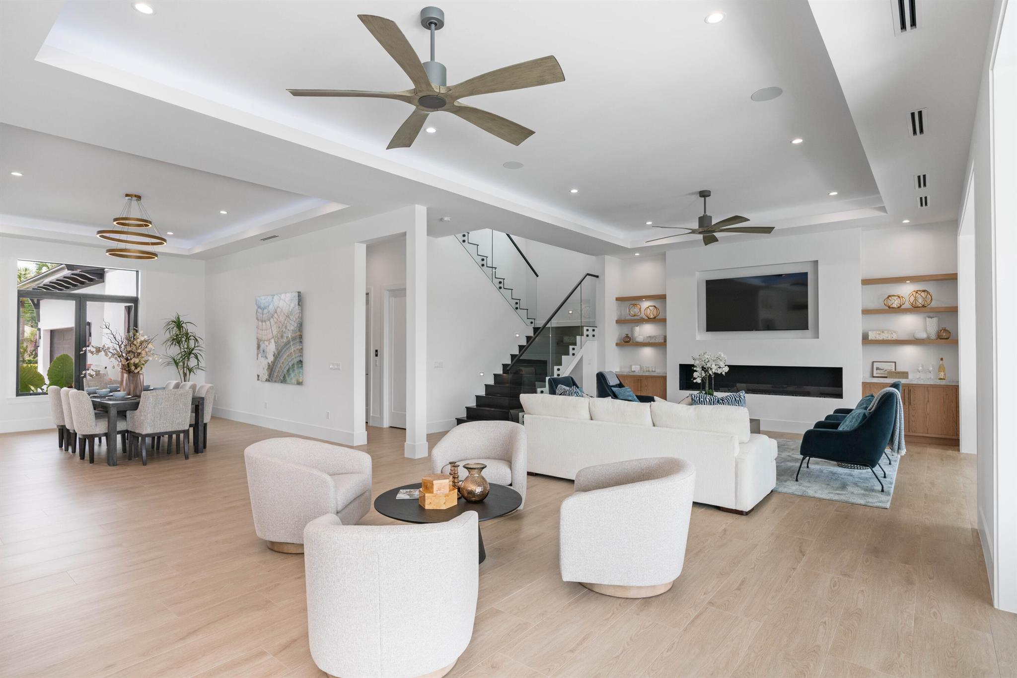 PIRATES COVE - Residential