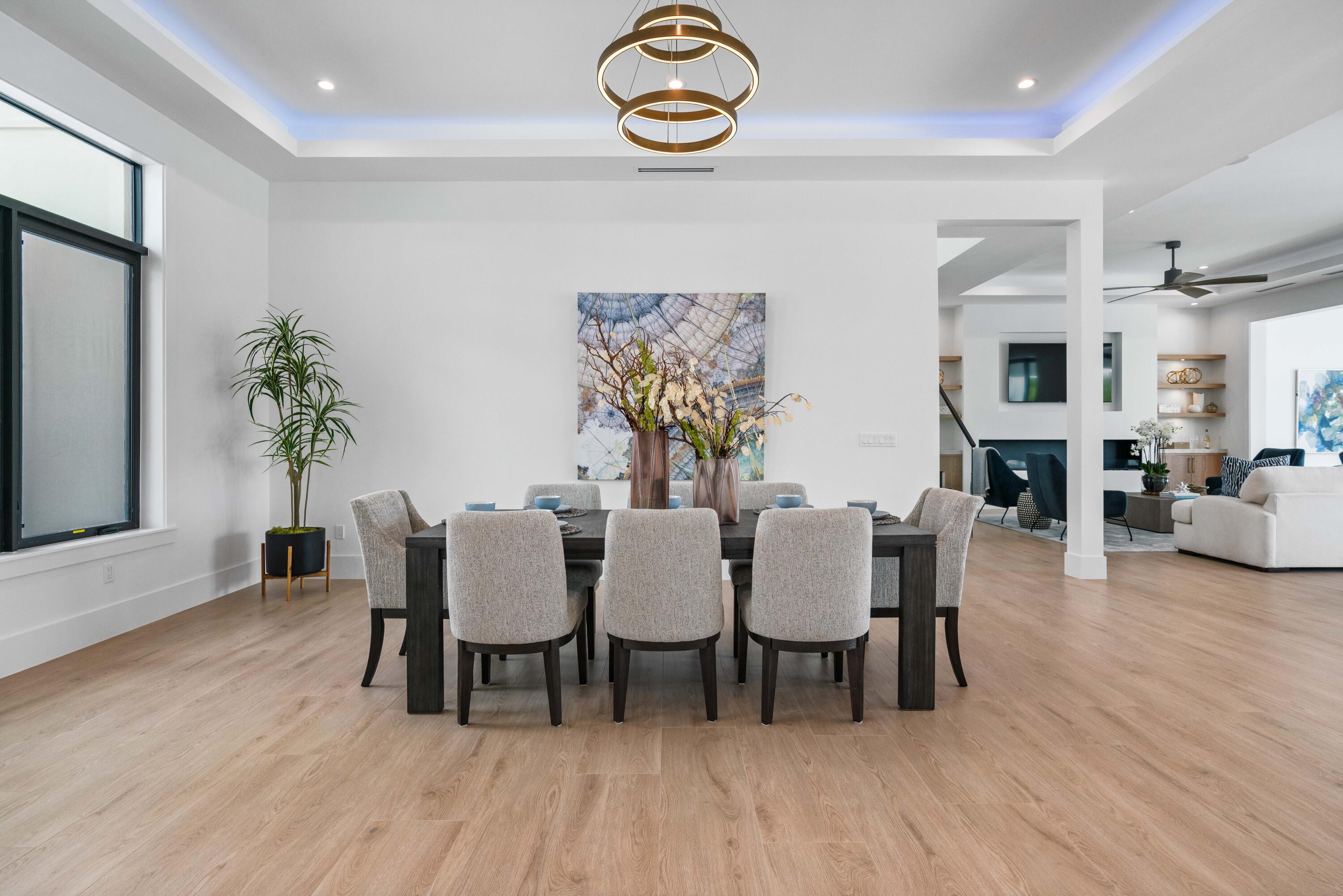 PIRATES COVE - Residential