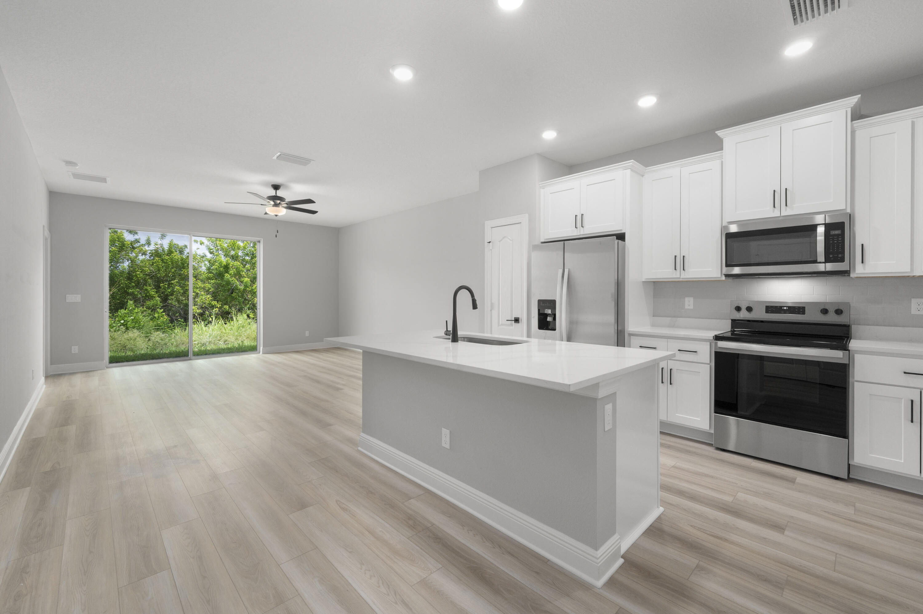 1707 Merriment Way