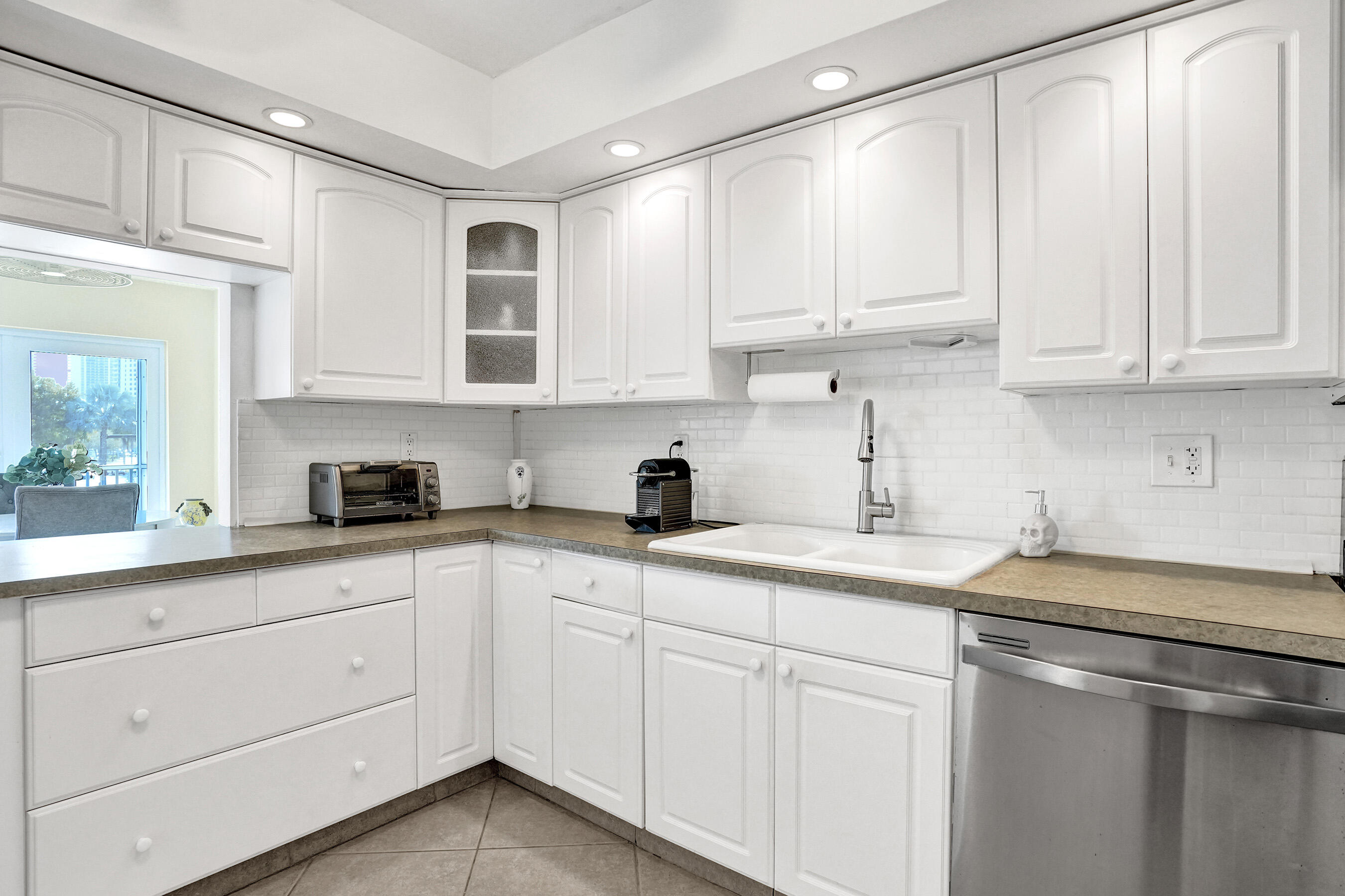 FAIRWAYS RIVIERA CONDO - Residential