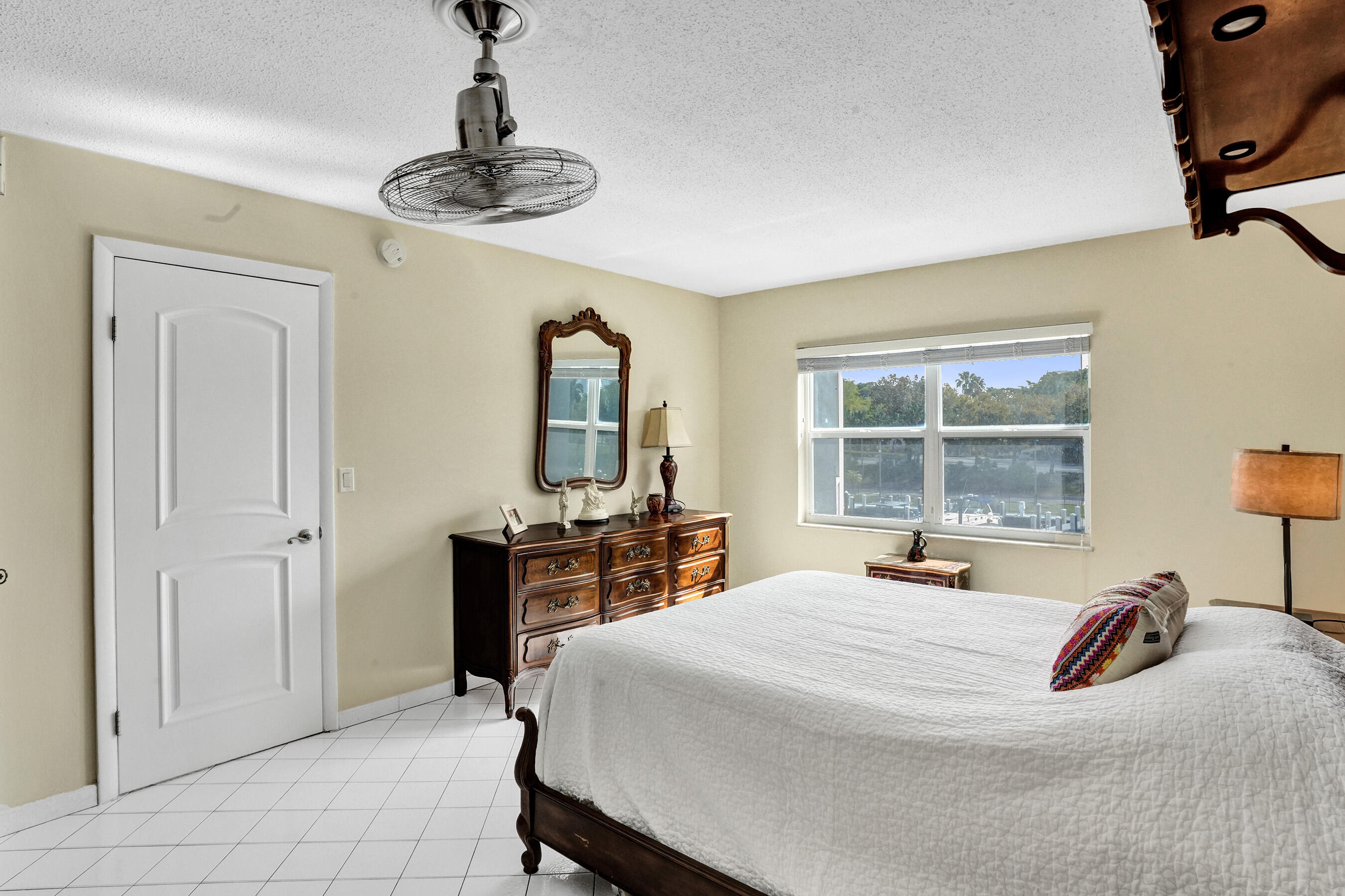 FAIRWAYS RIVIERA CONDO - Residential