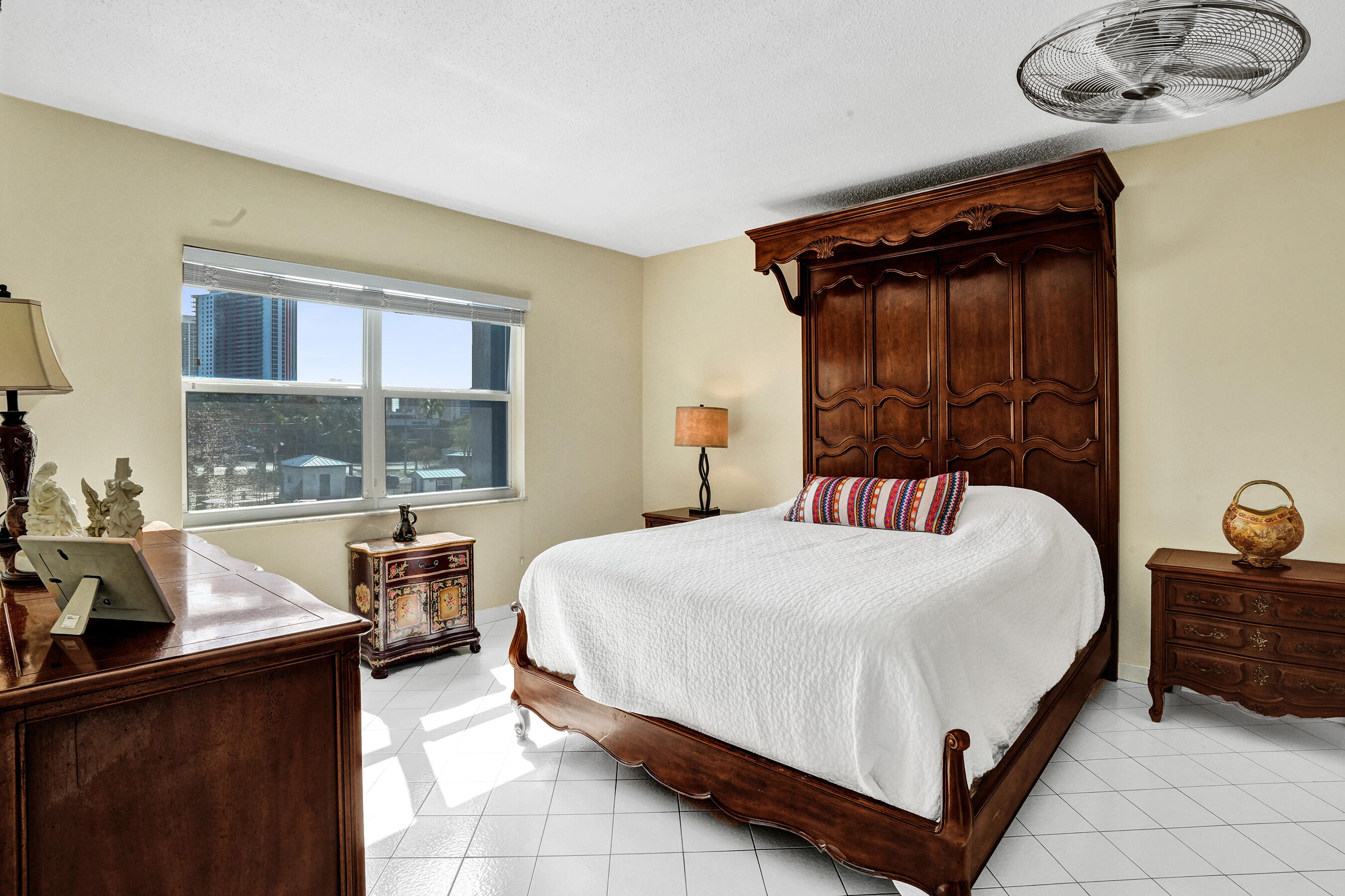 FAIRWAYS RIVIERA CONDO - Residential