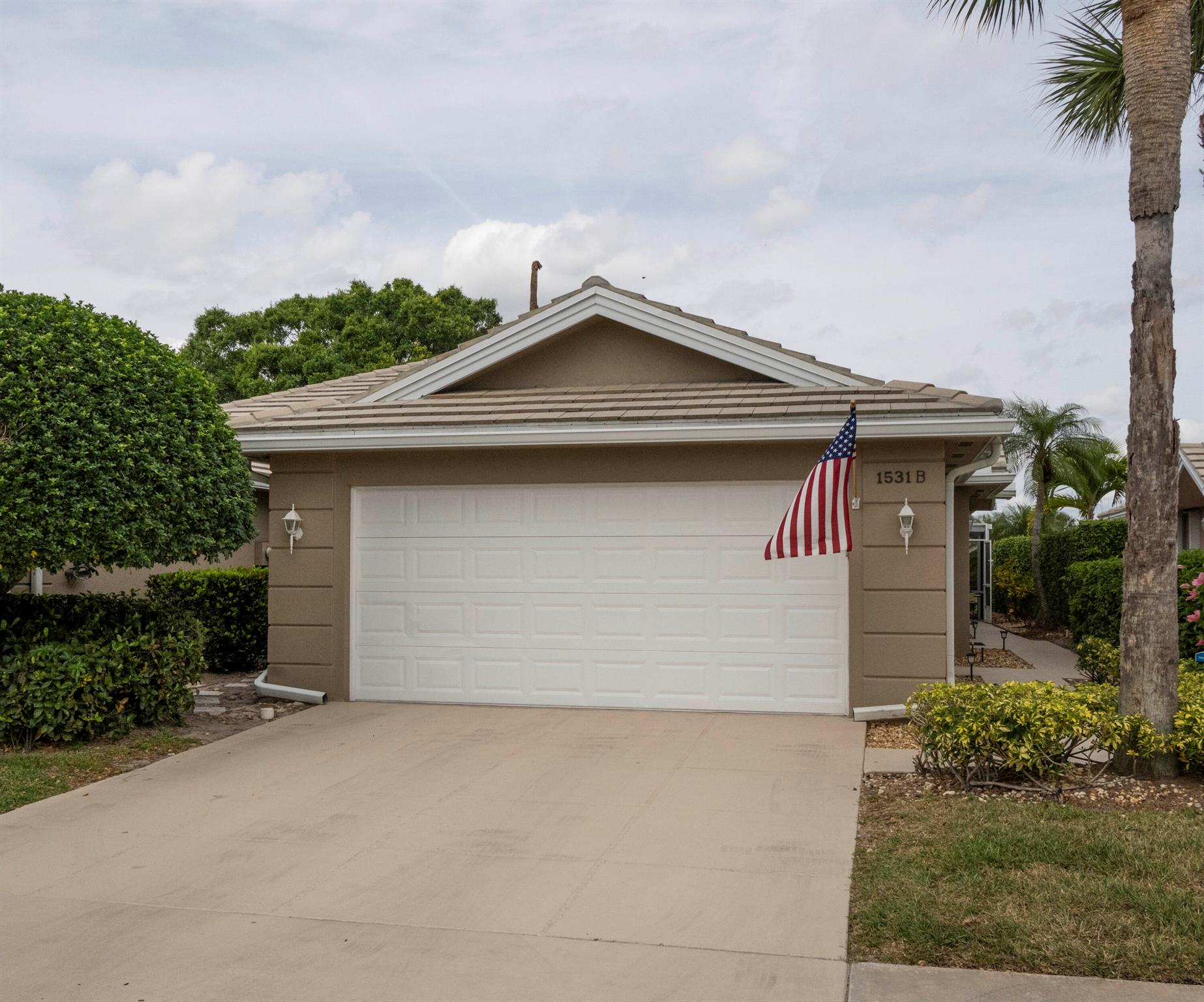 Nestled in a quiet community in St Lucie West is a beautiful 2 bedroom and 2 bath Divosta built villa w/private pool that overlooks a water way with vibrant views of natures beautiful creatures! The kitchen possesses stainless appliances and granite countertops. The spacious Master bedroom has two closets with built in shelving, large bath, two vanities and a door leading to the screened in patio with pool access. The guest suite can be closed off providing extra privacy with a large walk-in closet and built in shelves. The sliding doors off the family room (with accordion hurricane shutters) leads you to your outdoor oasis with a covered patio area and pool. This home has updates that include: kitchen, HVAC, and uniform ceiling fans throughout. Welcome Home!