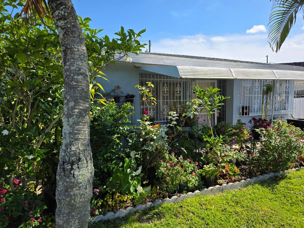 Photo of 528 49th Street, West Palm Beach, FL 33407 (MLS # B26041189)