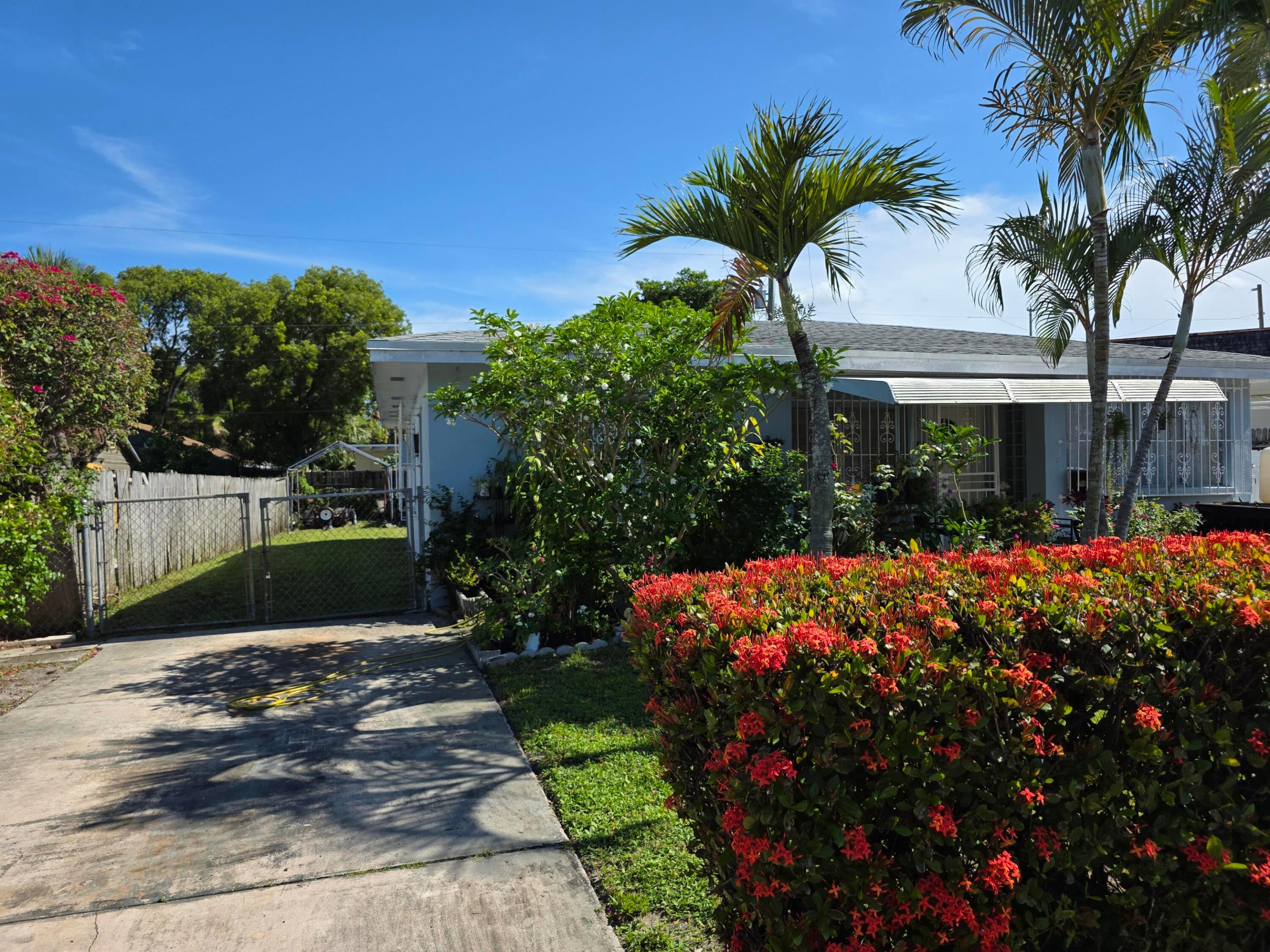 528 49th Street