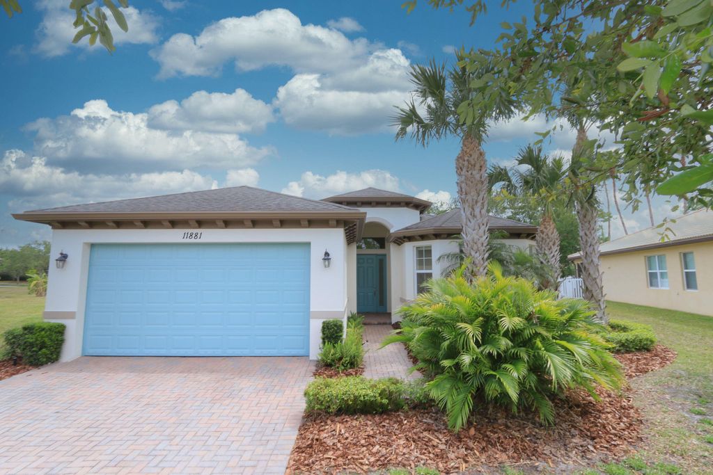 Photo of 11881 SW Crestwood Circle, Port Saint Lucie, FL 34987 (MLS # R11150996)