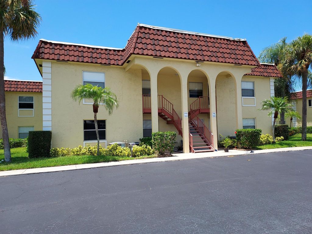Photo of 717 S Us Highway 1 #105, Jupiter, FL 33477 (MLS # R10978798)