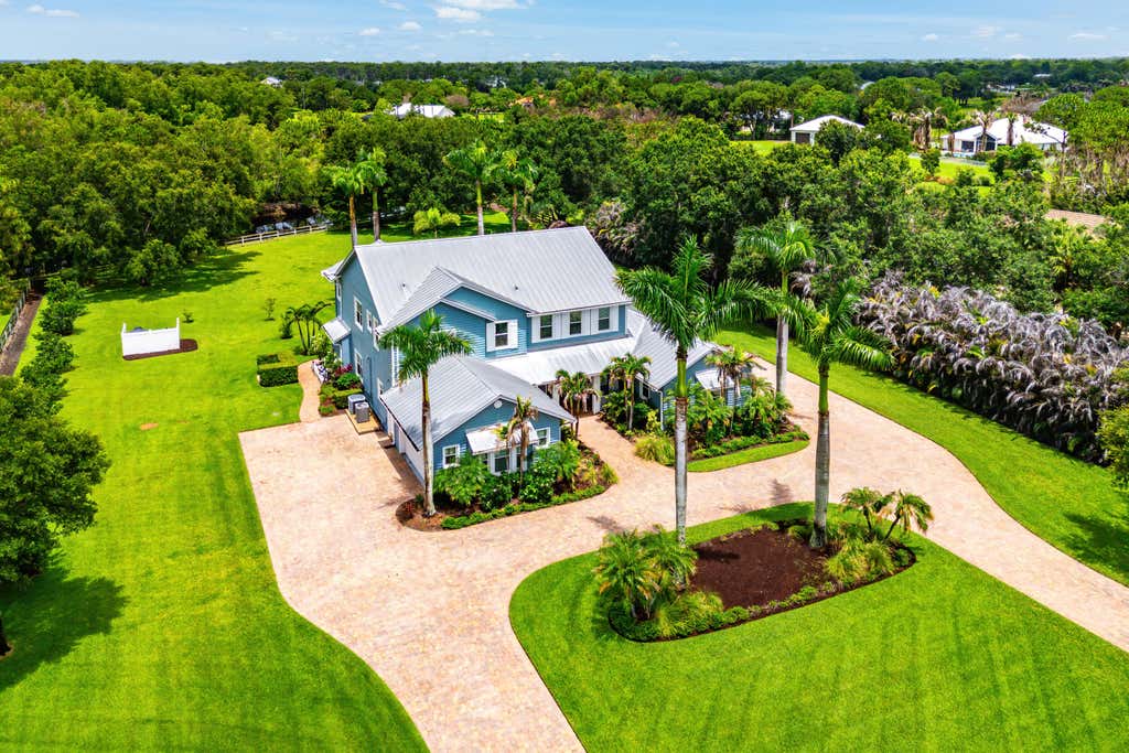 Photo of 2952 SW Buena Vista Drive, Palm City, FL 34990 (MLS # B26048478)