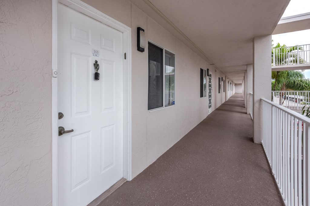 Photo of 6096 Huntwick Ter 303 Terrace #303, Delray Beach, FL 33484 (MLS # R11024563)