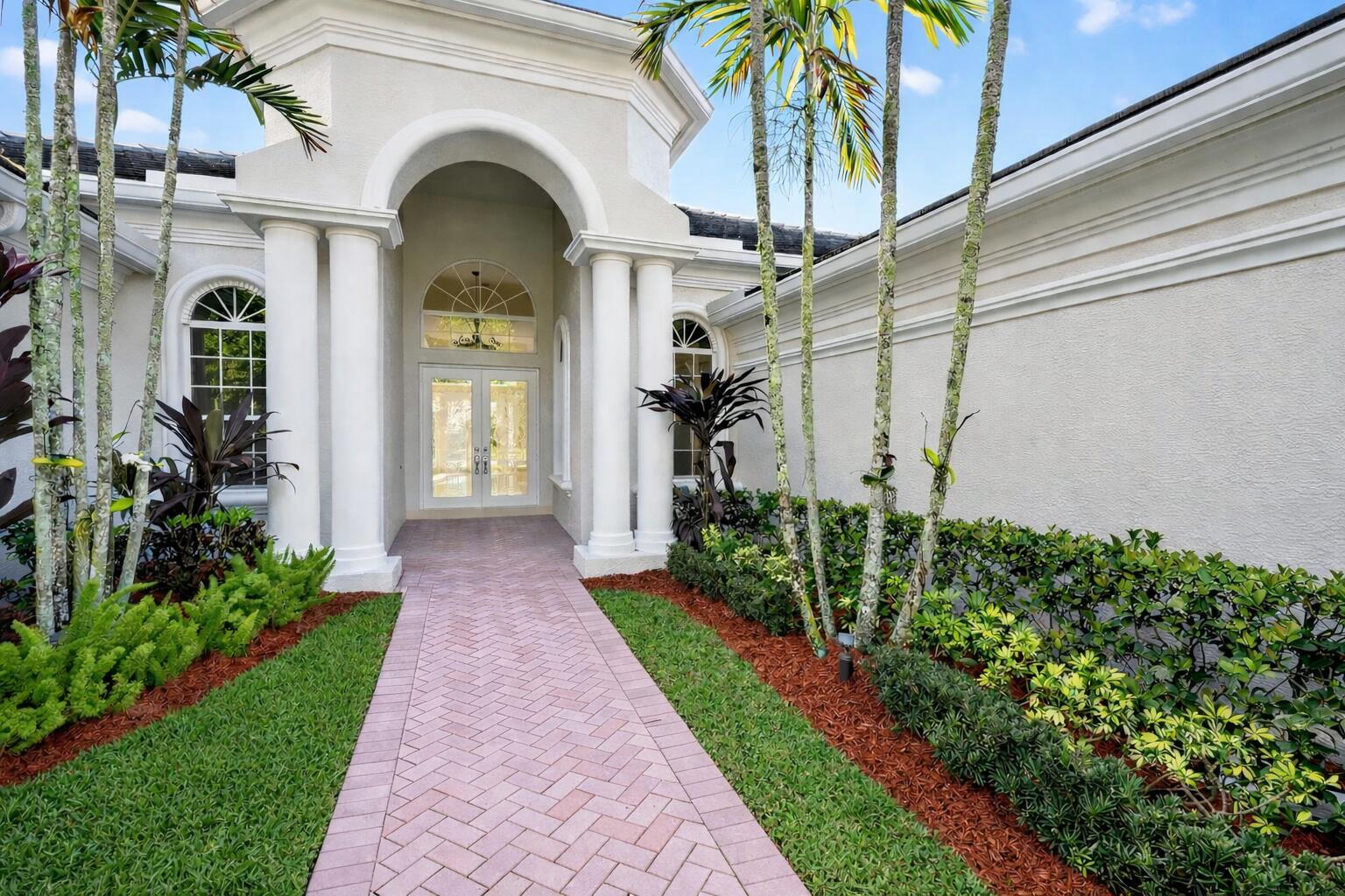 MYSTIC COVE - Residential