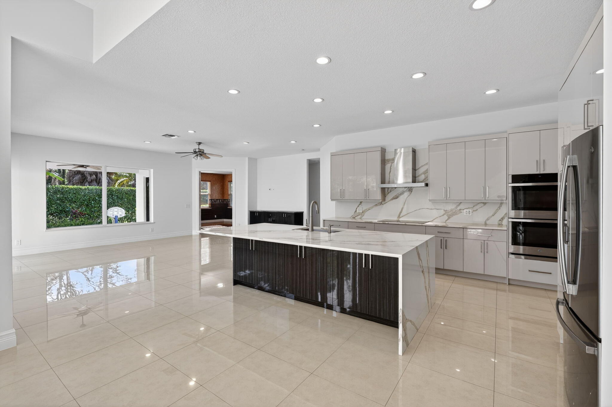 MYSTIC COVE - Residential