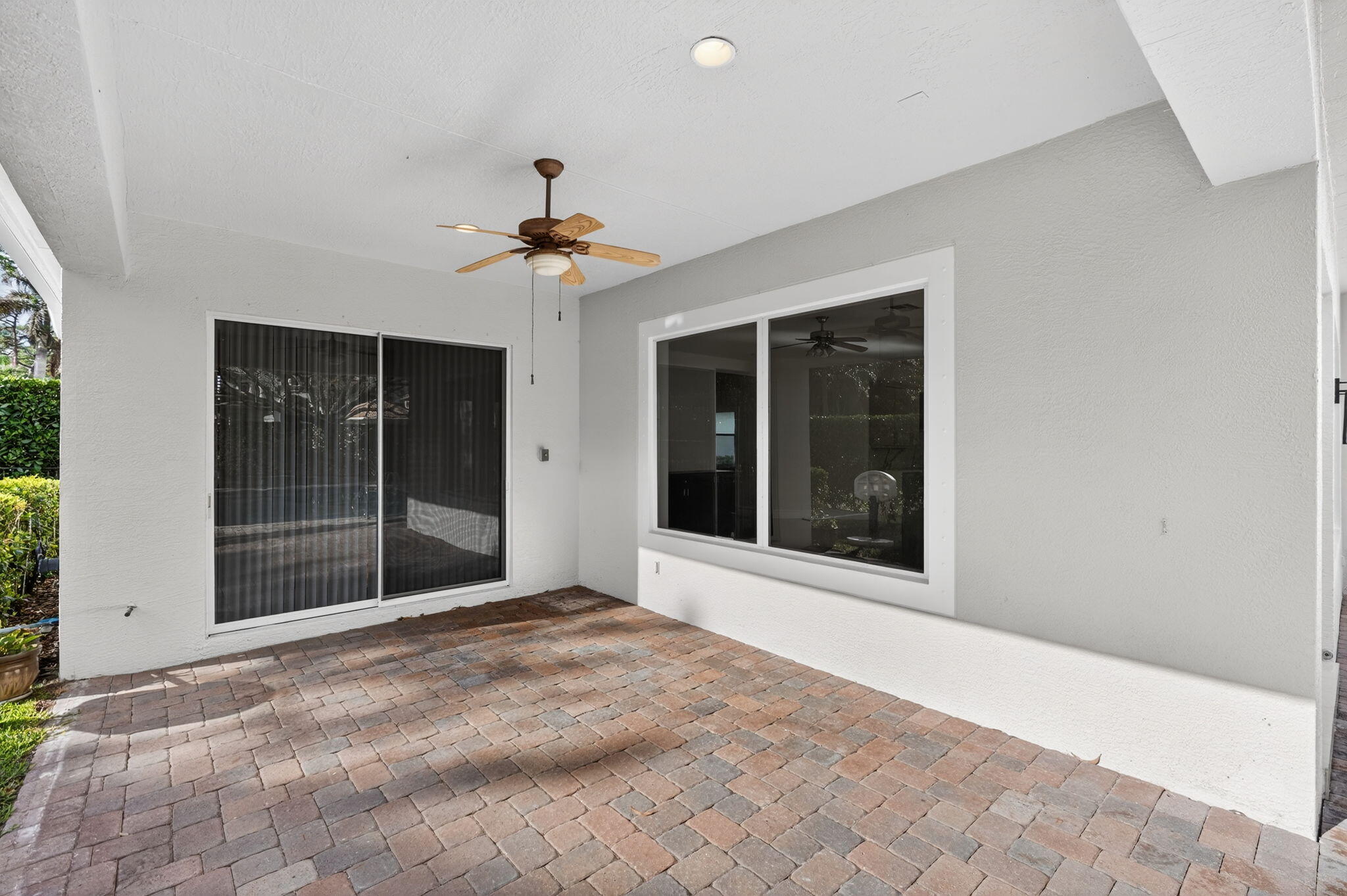 MYSTIC COVE - Residential