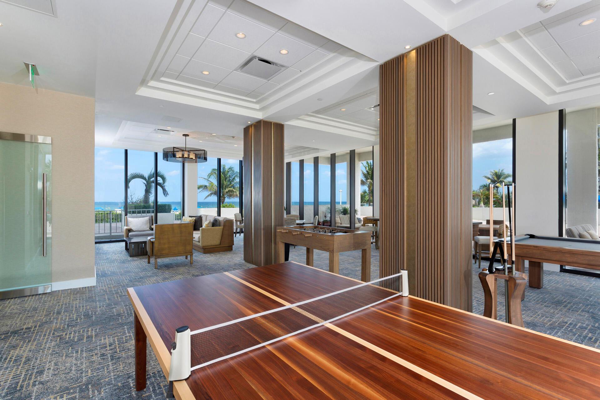 STRATFORD ARMS CONDO - Residential