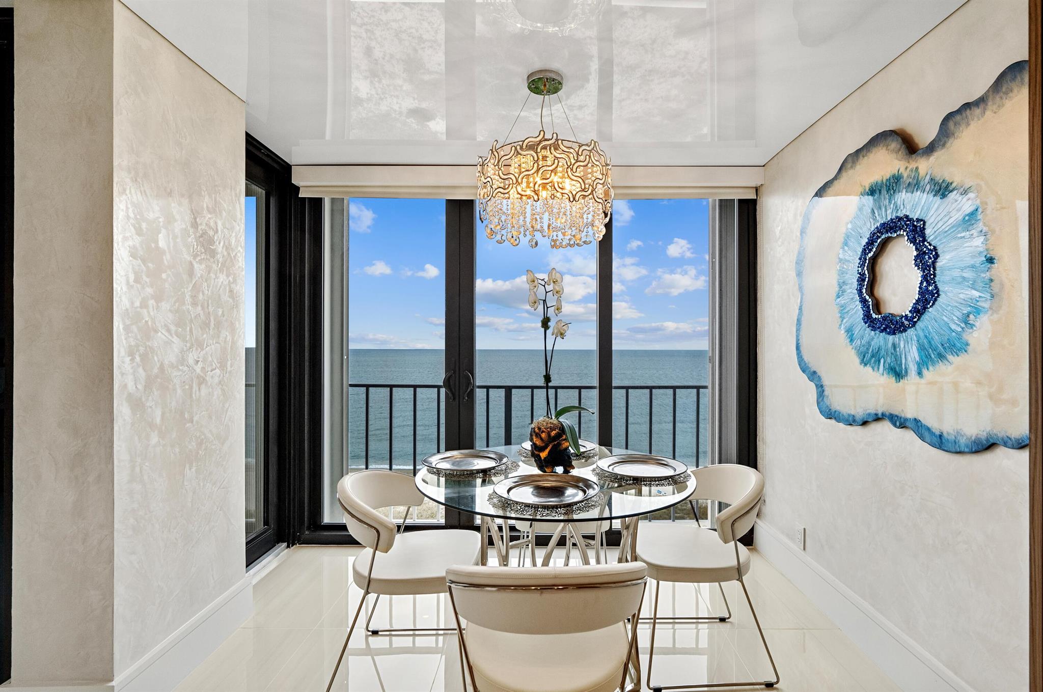 STRATFORD ARMS CONDO - Residential