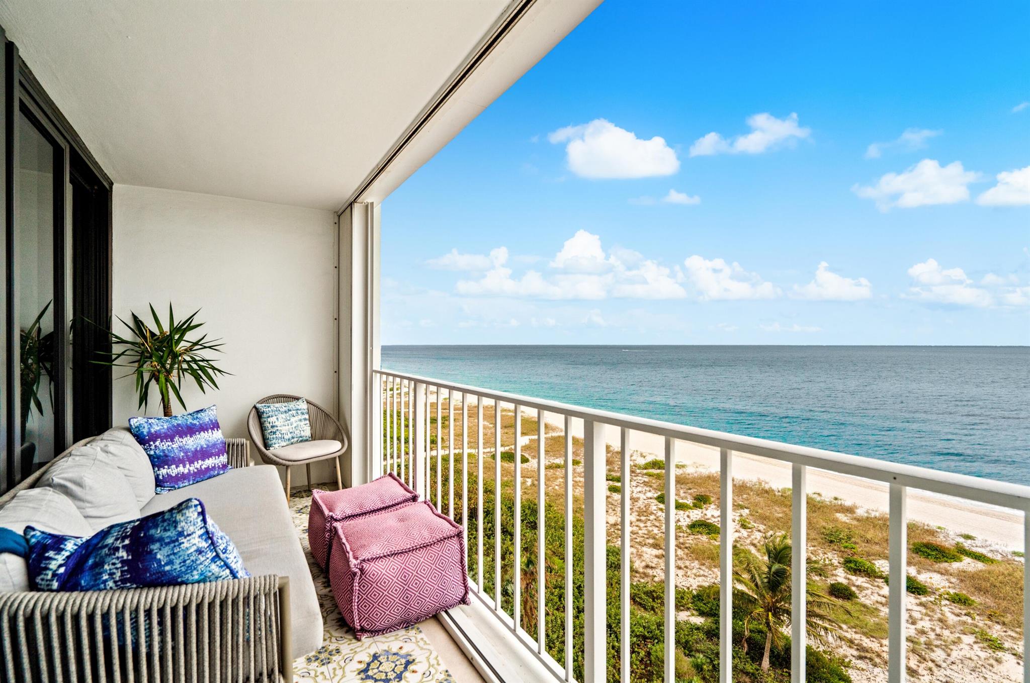 STRATFORD ARMS CONDO - Residential