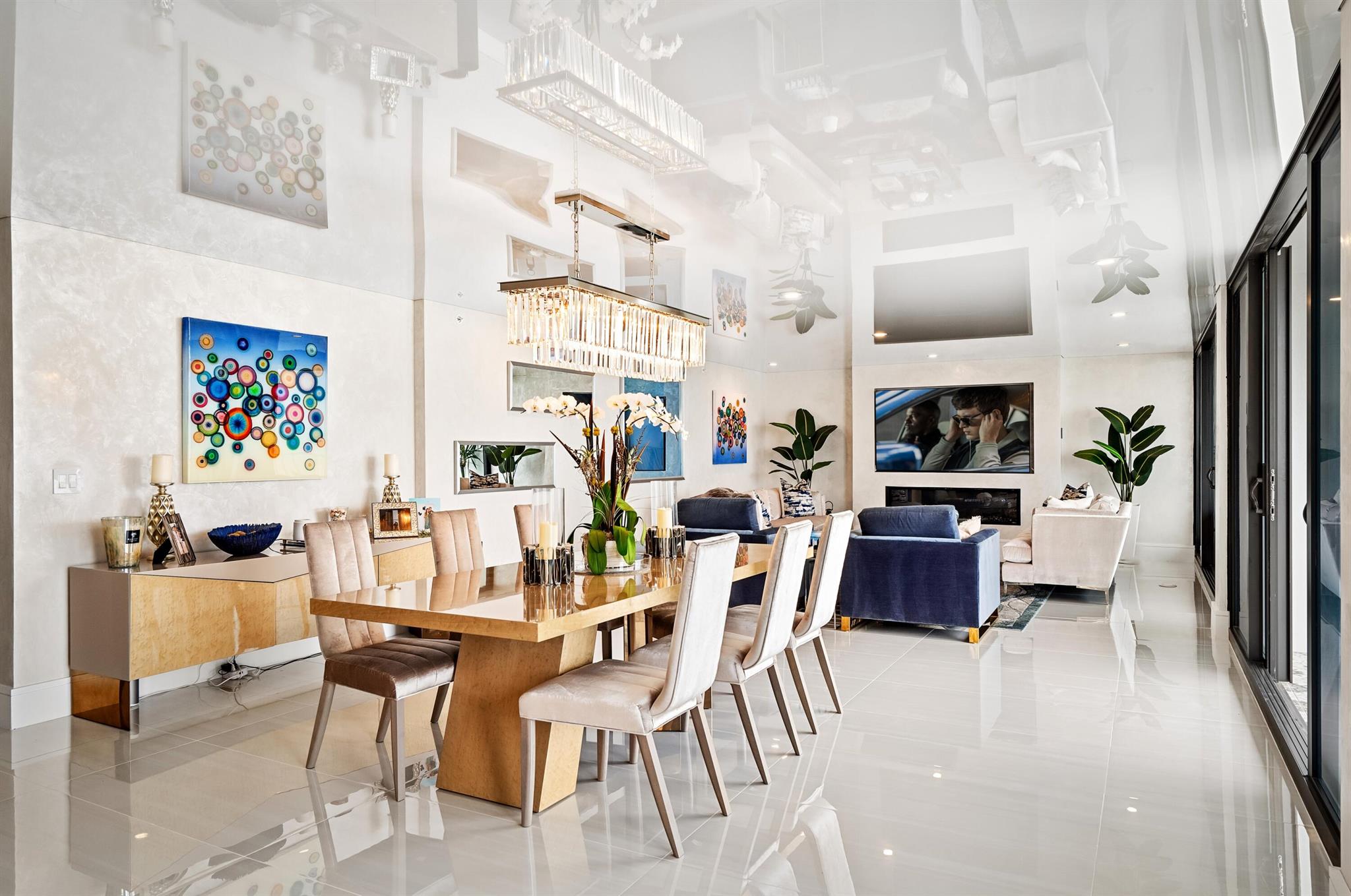 STRATFORD ARMS CONDO - Residential