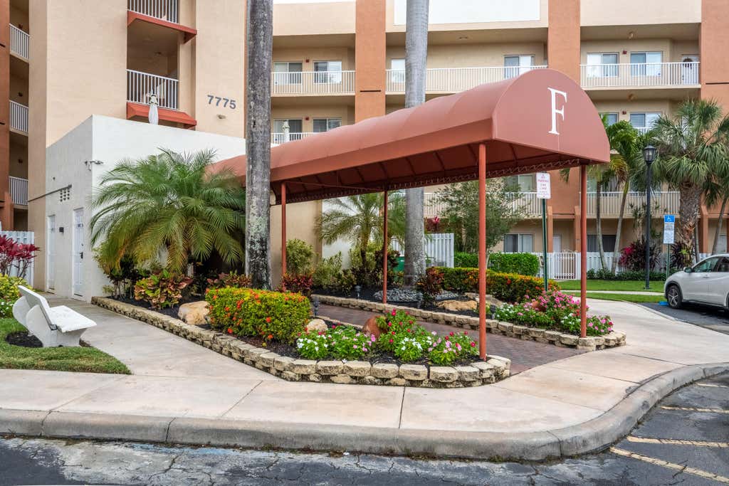 Photo of 7775 Yardley Drive #314, Tamarac, FL 33321 (MLS # B26061377)