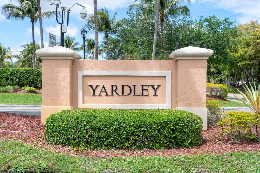 Photo of 7775 Yardley Drive #314, Tamarac, FL 33321 (MLS # B26061377)