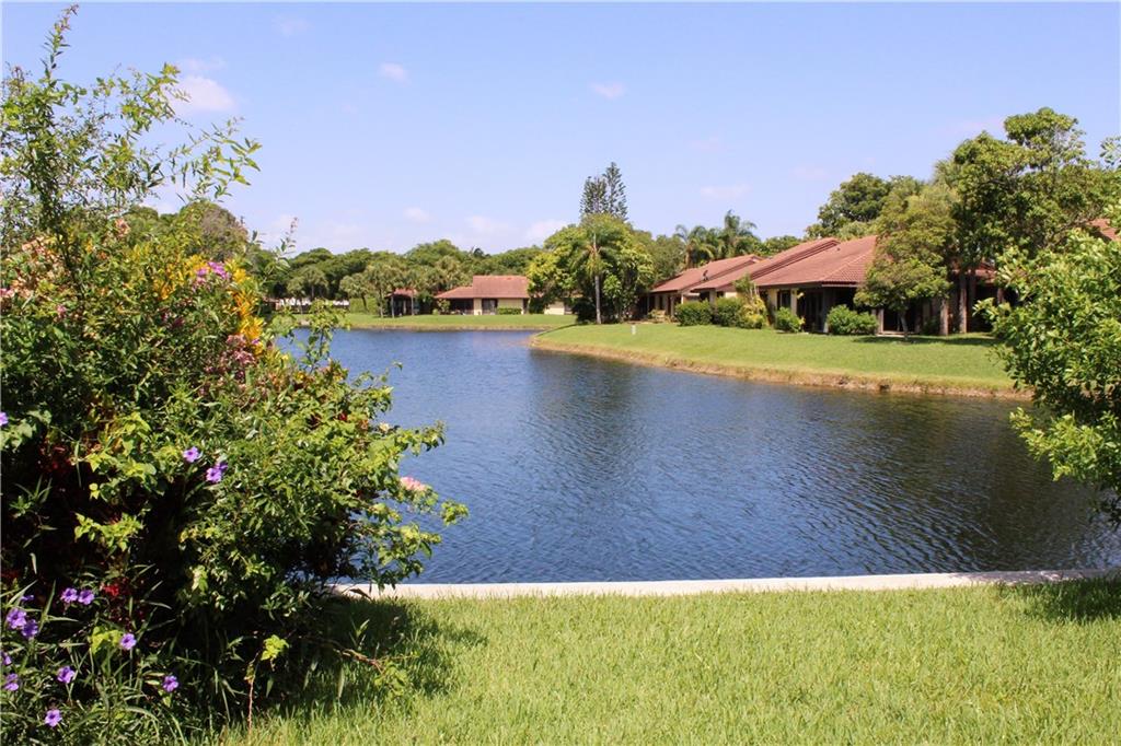 MAINLANDS OF TAMARAC LAKE - Residential