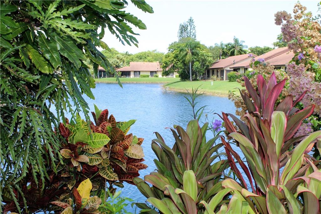 MAINLANDS OF TAMARAC LAKE - Residential