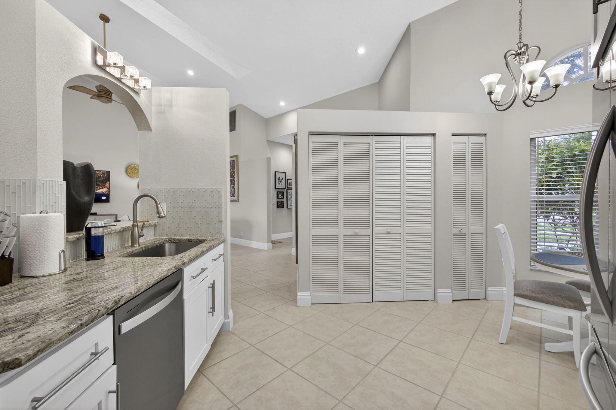 PGA RESORT COMMUNITY OF H - Residential Lease