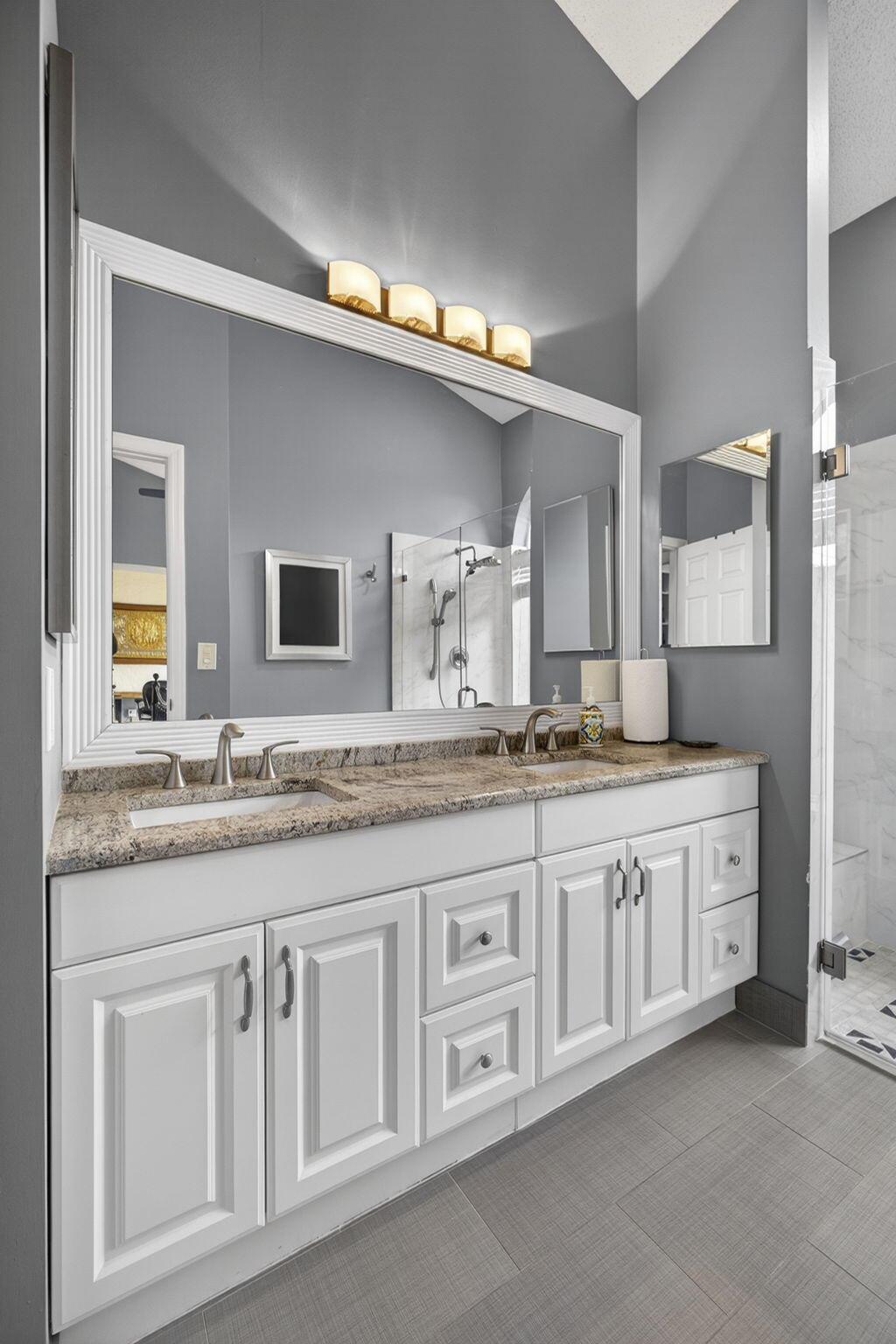 PGA RESORT COMMUNITY OF H - Residential Lease