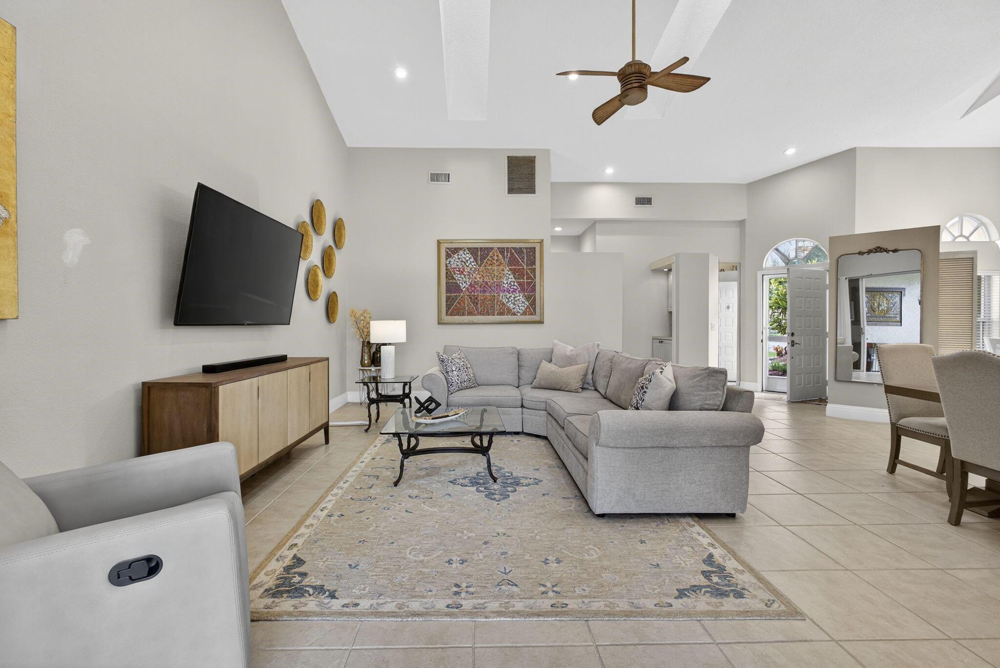 PGA RESORT COMMUNITY OF H - Residential Lease