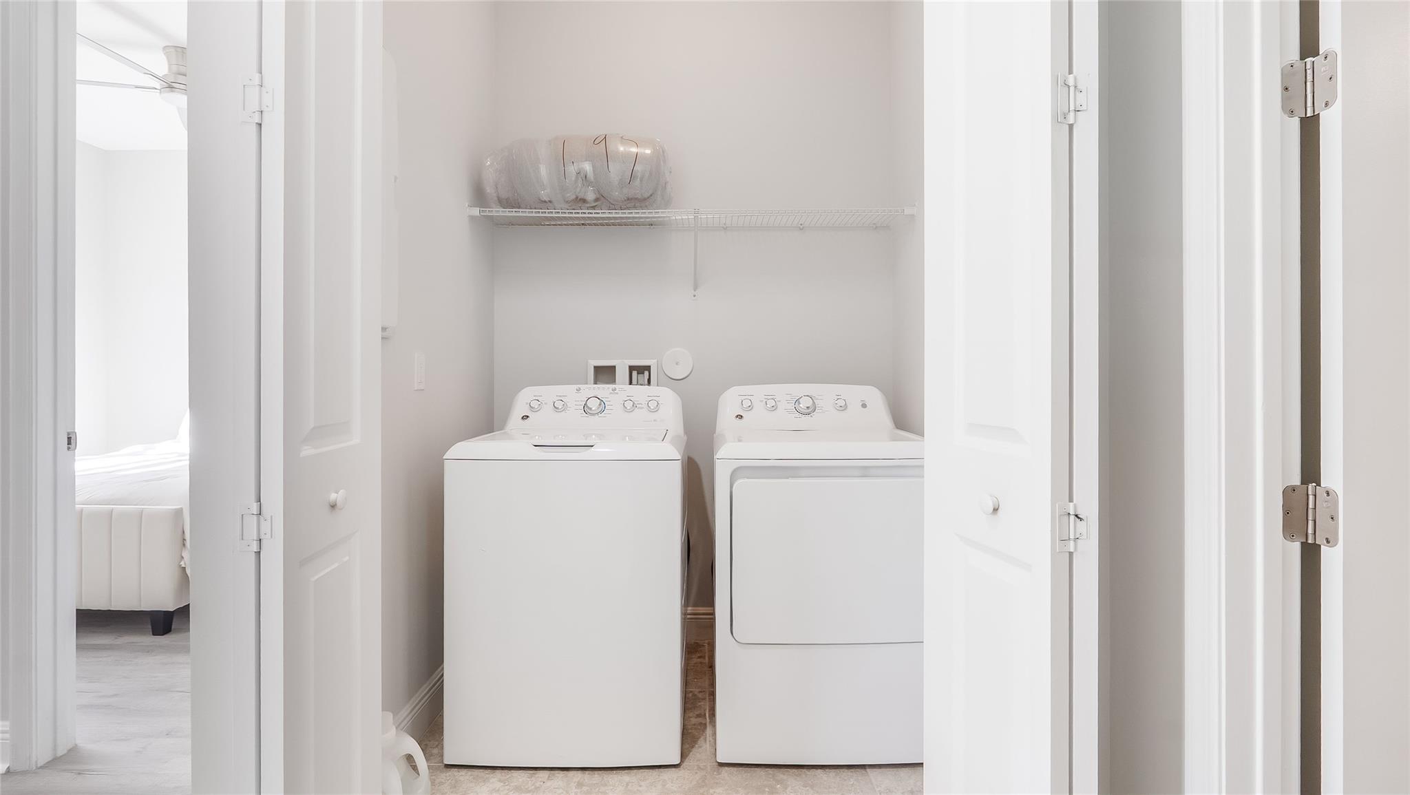 CT INDUSTRIAL PLAT - Residential Lease