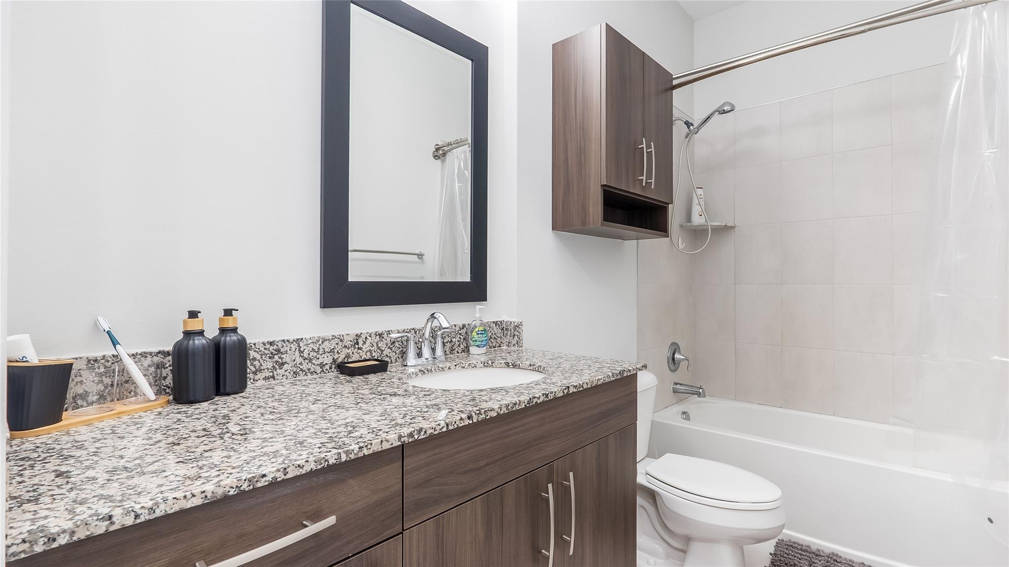 CT INDUSTRIAL PLAT - Residential Lease