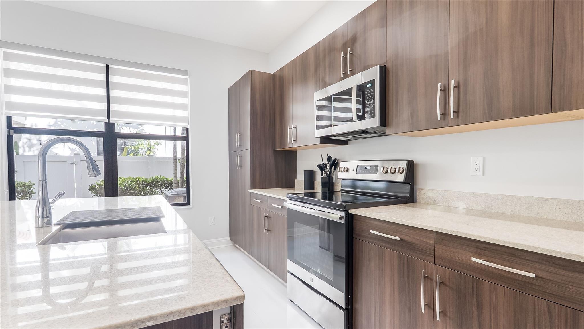 CT INDUSTRIAL PLAT - Residential Lease