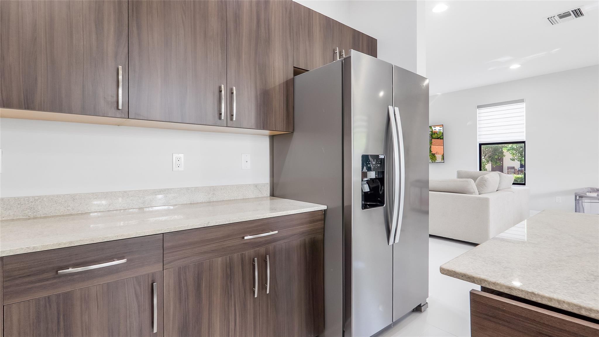 CT INDUSTRIAL PLAT - Residential Lease