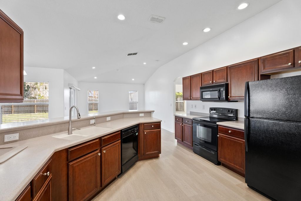 Photo of 1391 SW Bellevue Avenue, Port Saint Lucie, FL 34953 (MLS # B26025614)