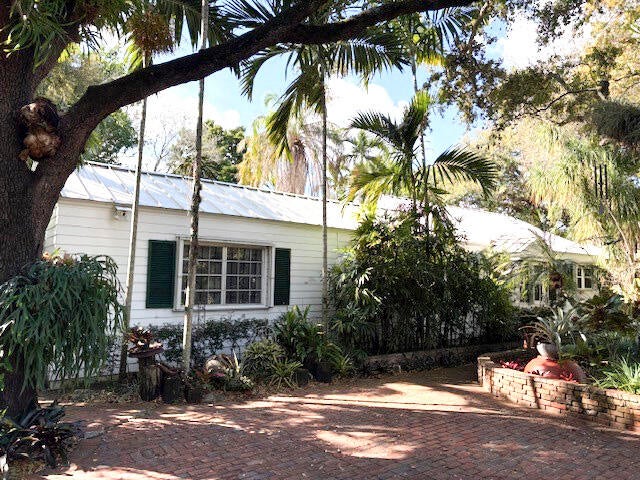 Photo of 41 SW 5TH Street, Dania Beach, FL 33004 (MLS # B26073796)