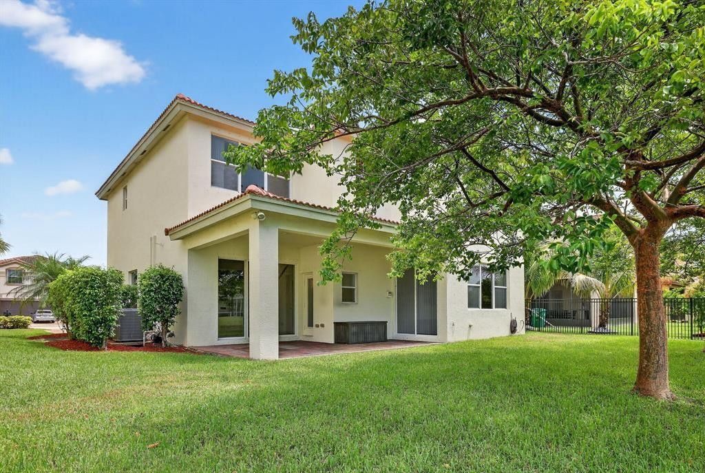 Photo of 2217 SW Newport Isles Boulevard, Port Saint Lucie, FL 34953 (MLS # F10533553)