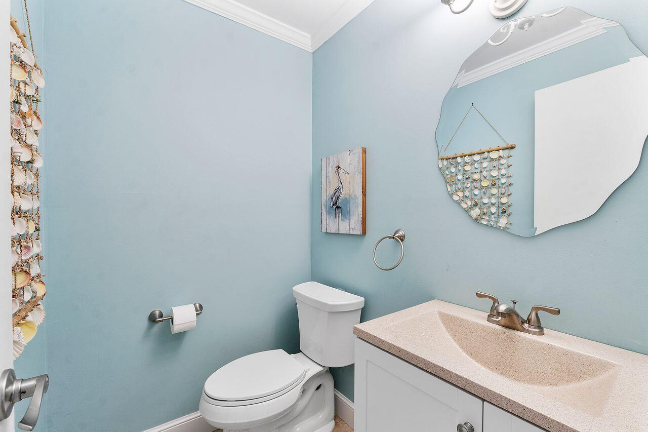 COLONIAL RIDGE CORP - Residential