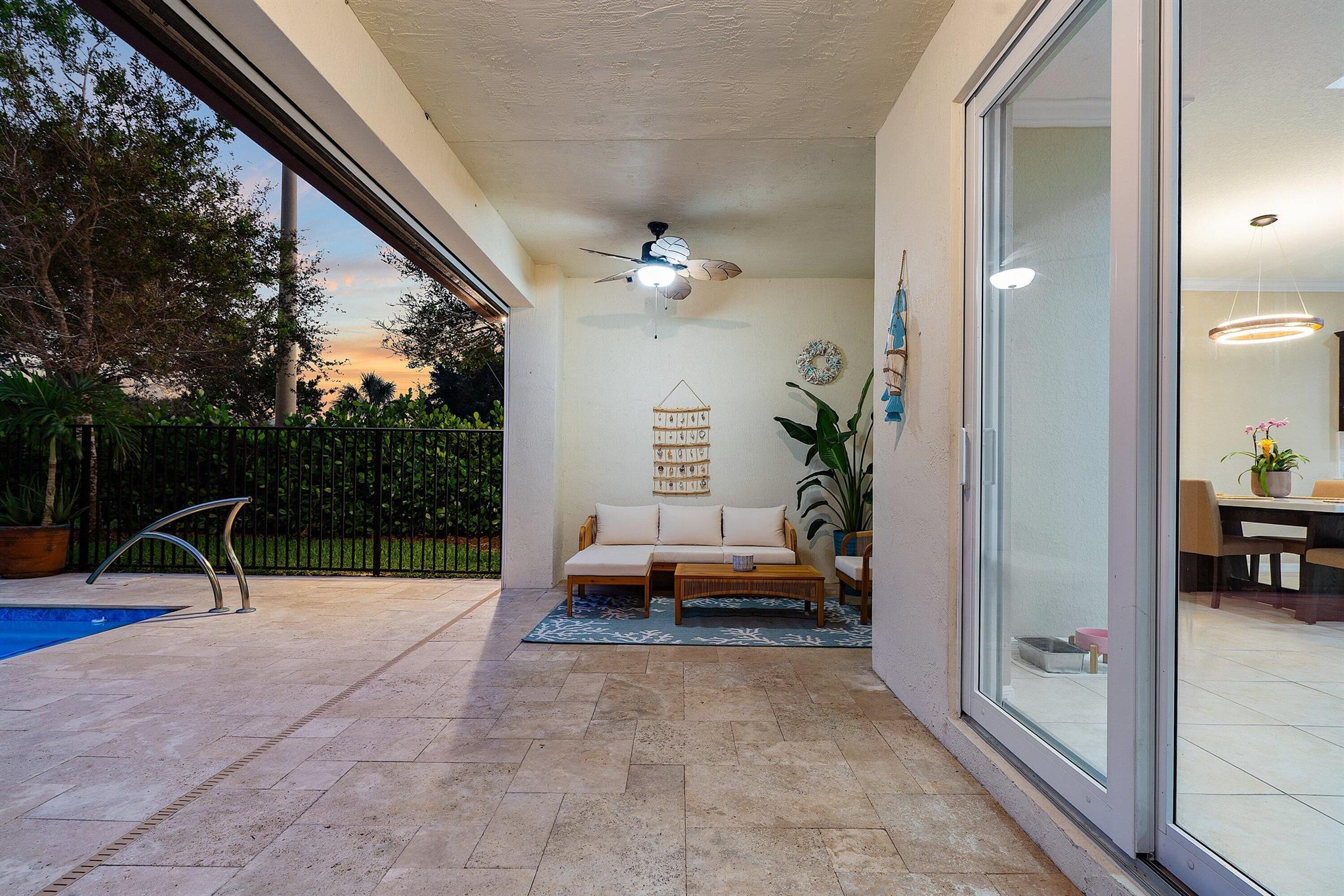 VISTA LAGO - Residential