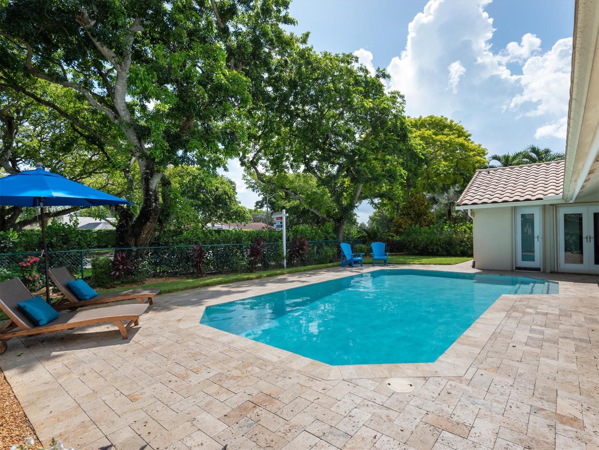 Pine Ridge 112-37 B - Residential