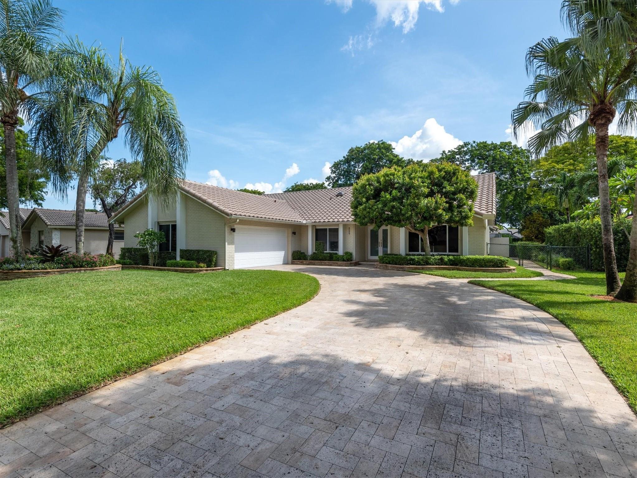 Pine Ridge 112-37 B - Residential