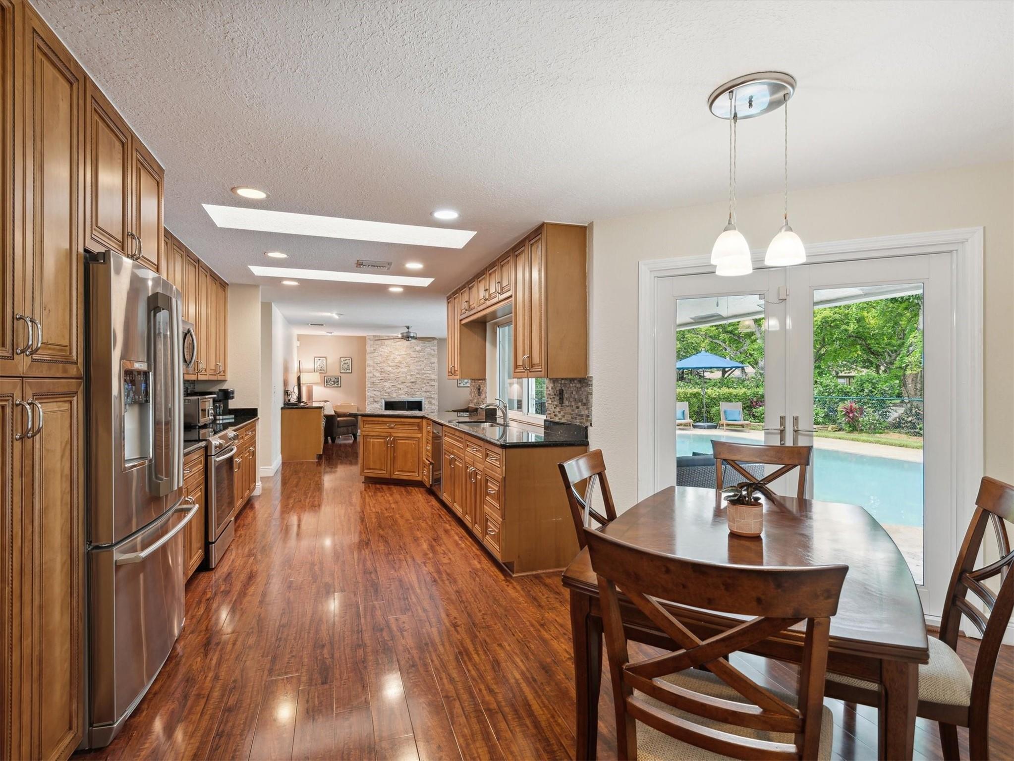 Pine Ridge 112-37 B - Residential