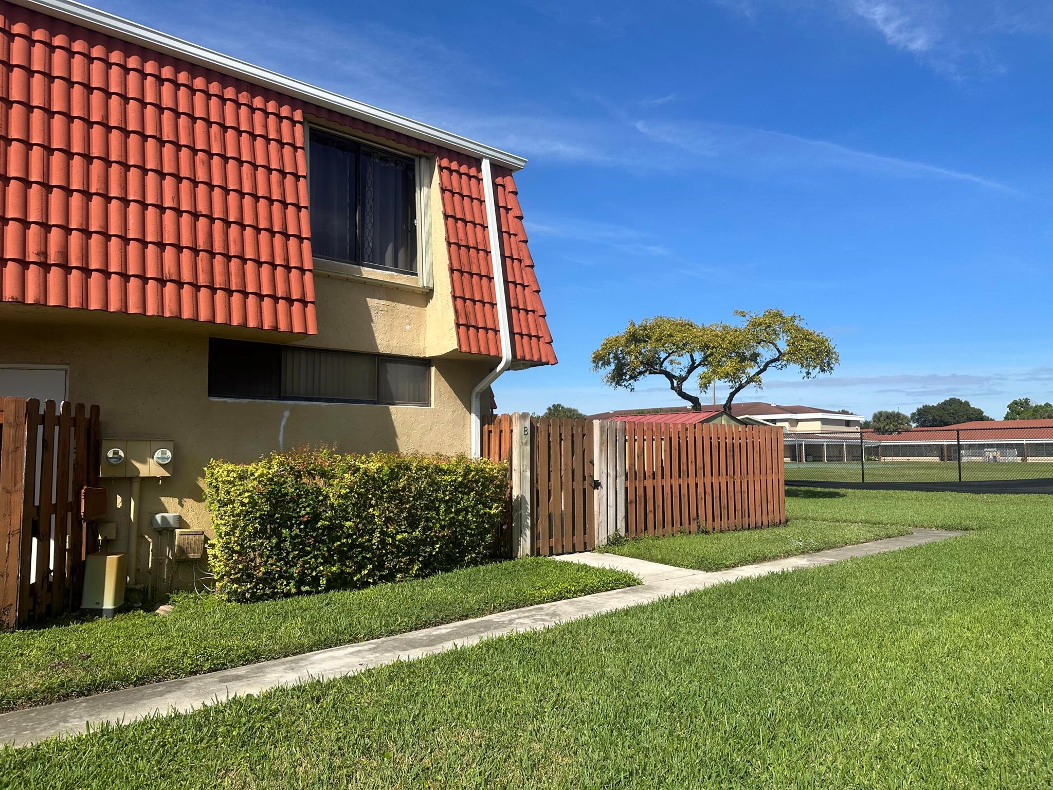 BOCA RIO NORTH - Residential Lease