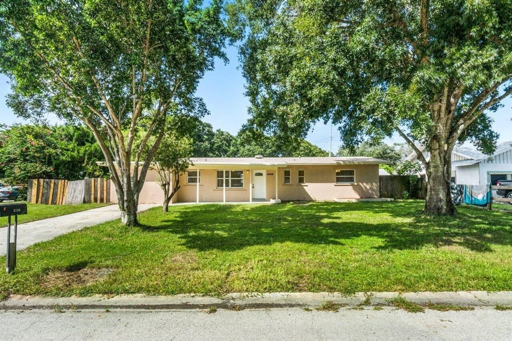 Photo of 2120 Esplanade Avenue, Fort Pierce, FL 34982 (MLS # R10746623)