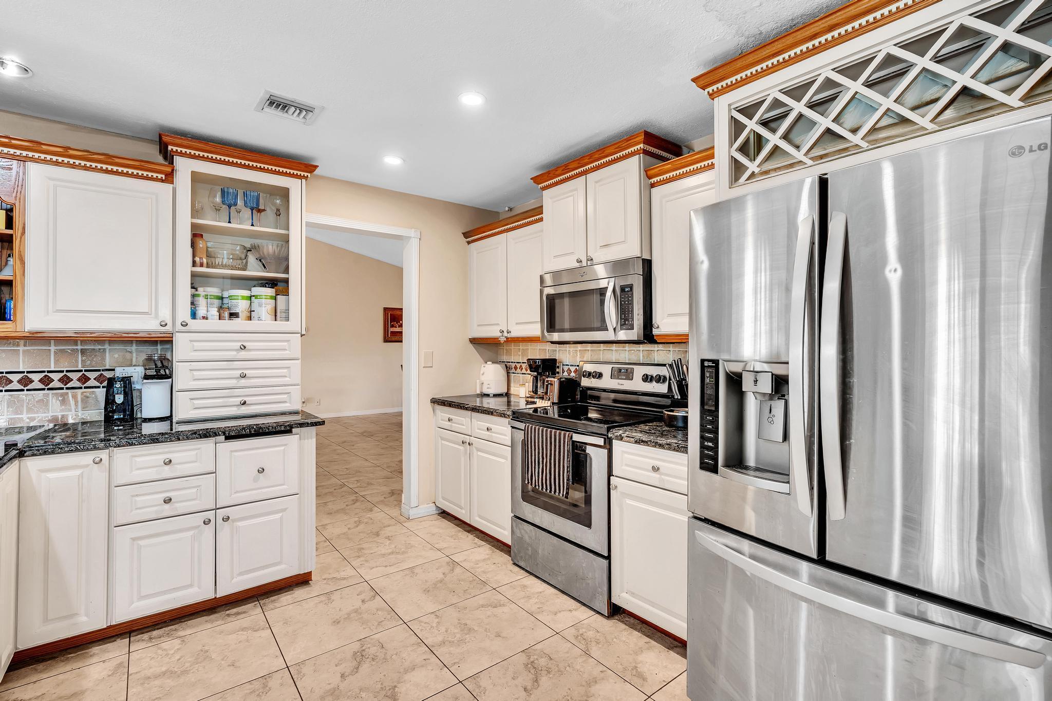 PINE RIDGE - Residential