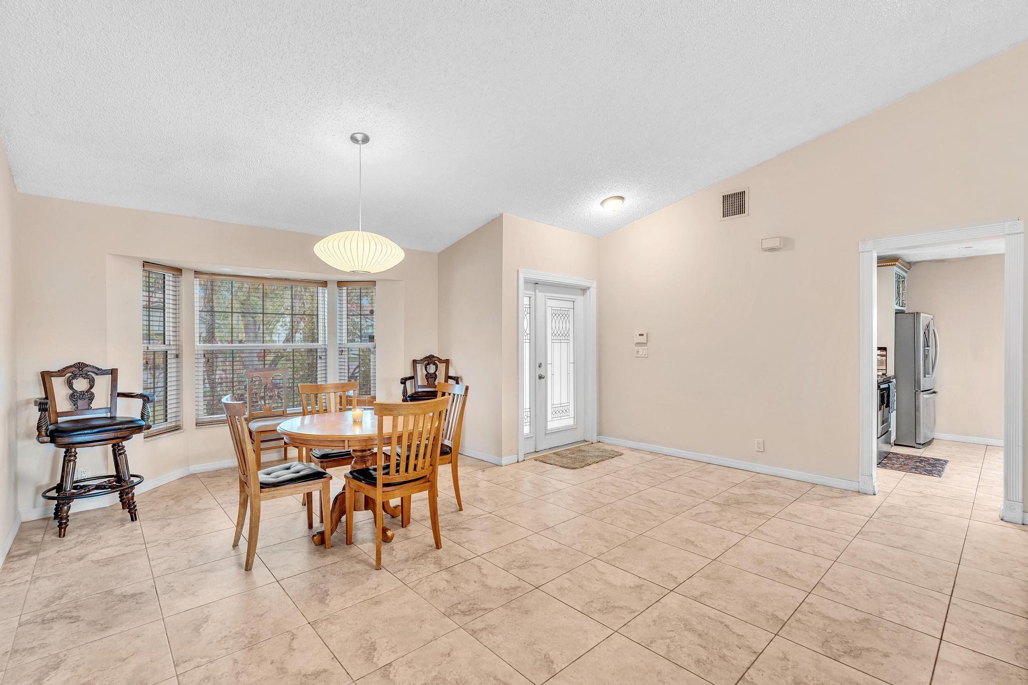 PINE RIDGE - Residential