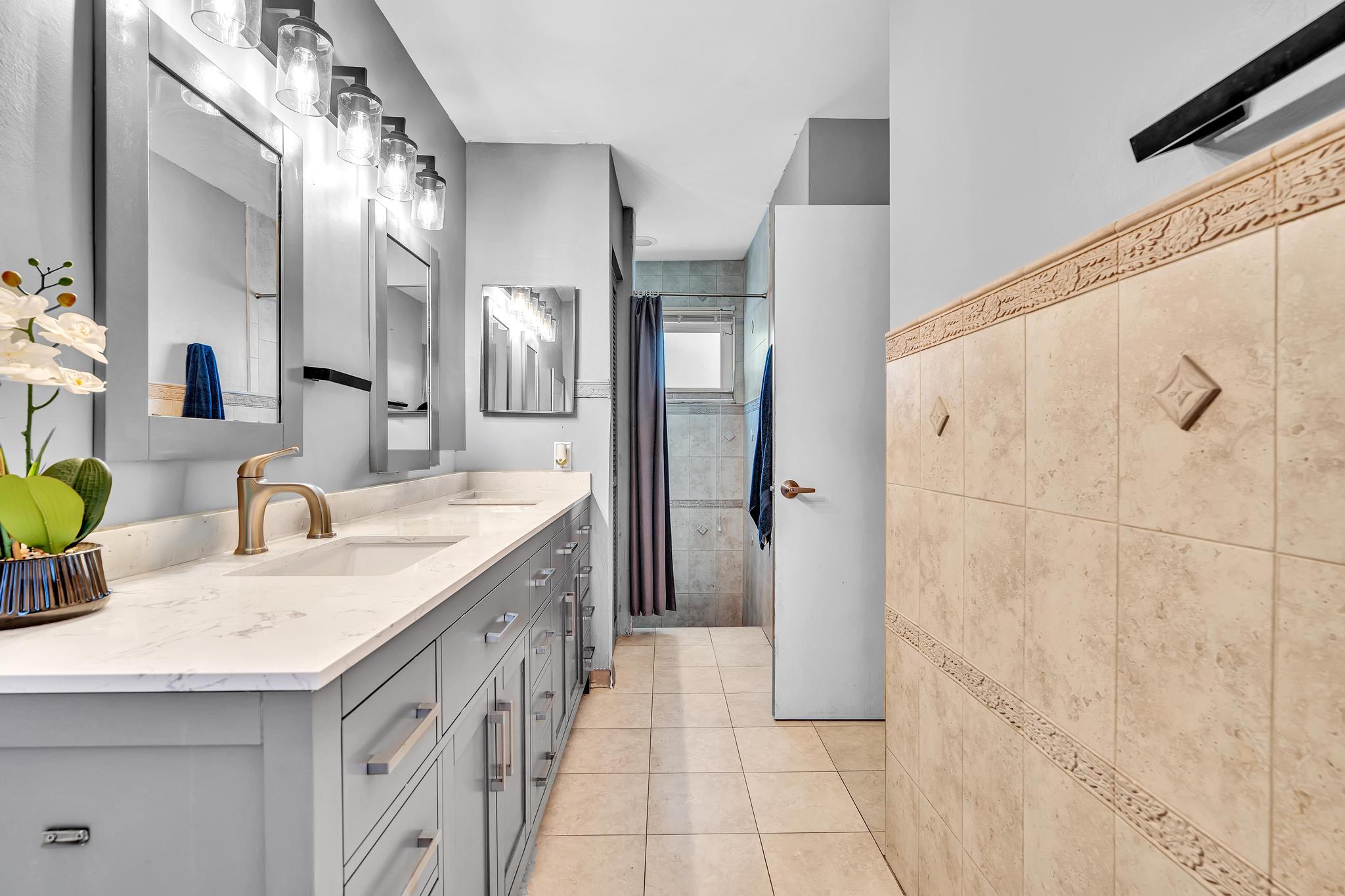 PINE RIDGE - Residential