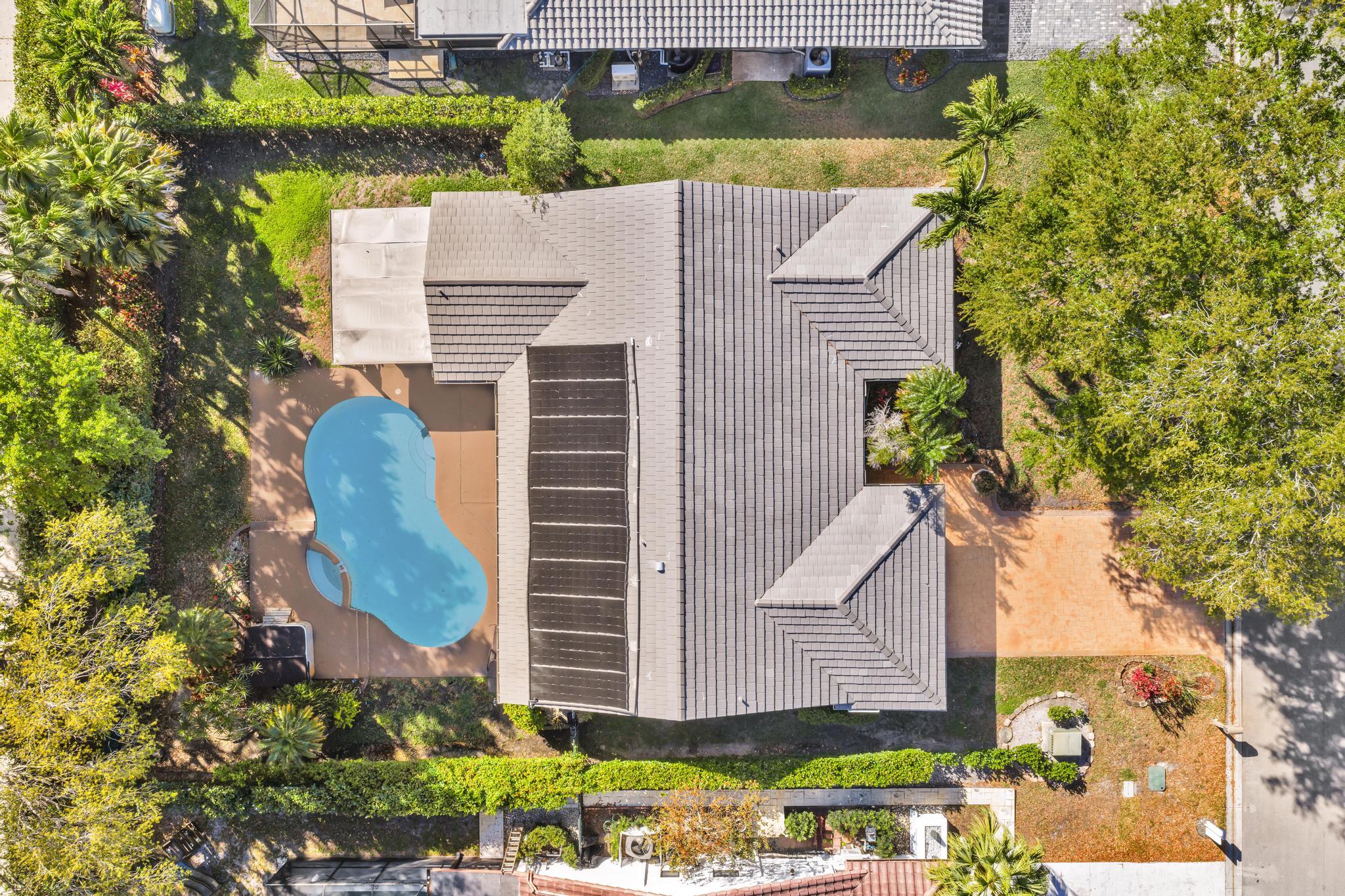 PINE RIDGE - Residential