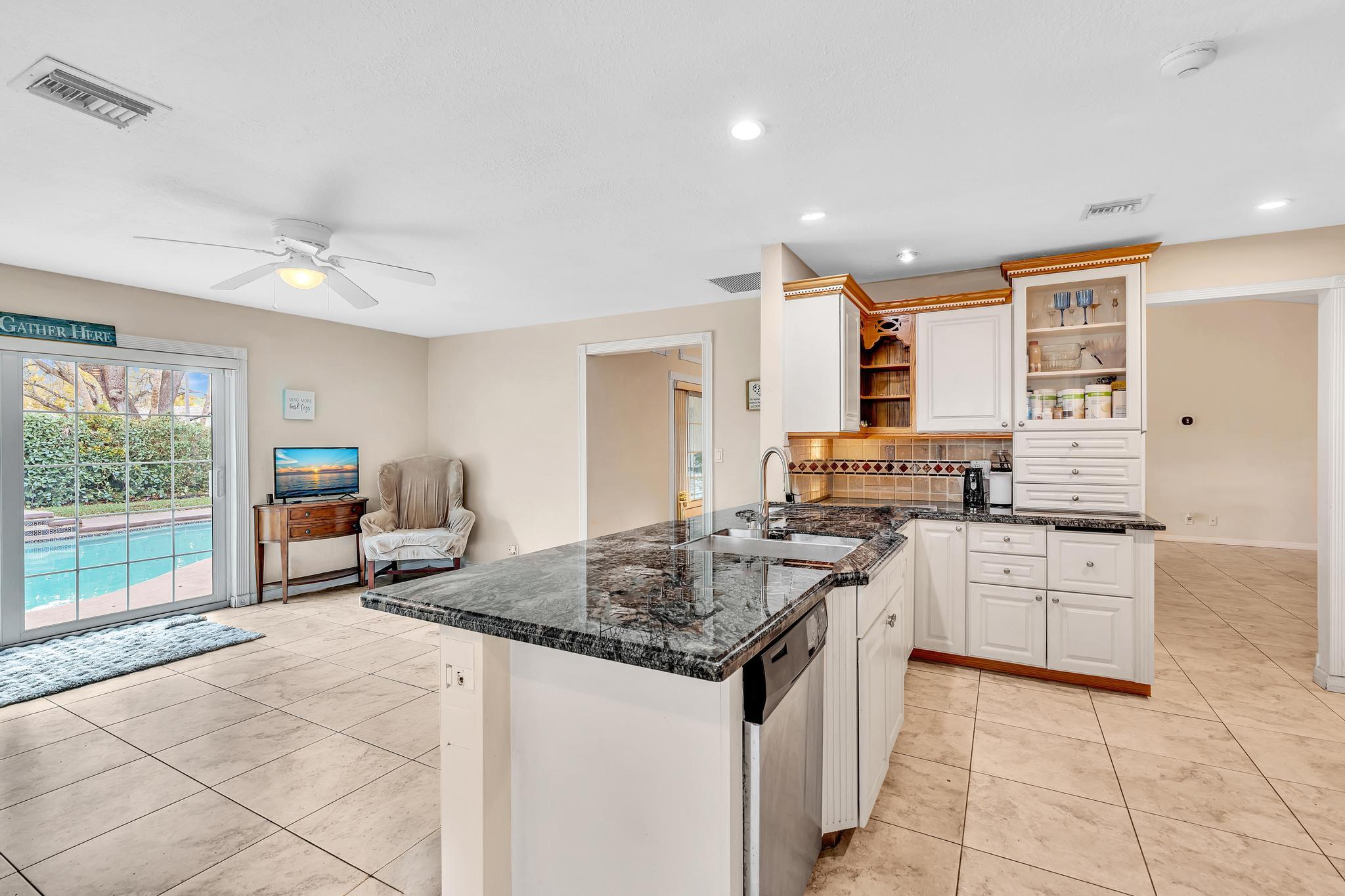 PINE RIDGE - Residential