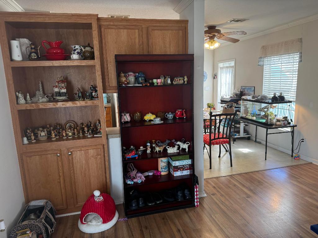 PINE GROVE VILLAGE - Residential